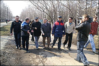 24 апреля 2010 г., Барнаул   Общегородской субботник в Барнауле