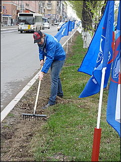 23 апреля 2011 г., Барнаул   Общегородской субботник в Барнауле