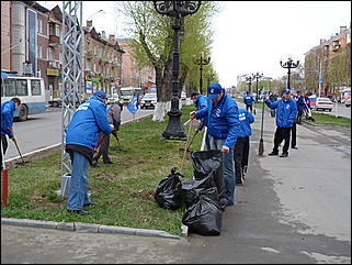 23 апреля 2011 г., Барнаул   Общегородской субботник в Барнауле