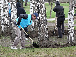23 апреля 2011 г., Барнаул   Общегородской субботник в Барнауле