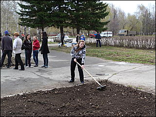23 апреля 2011 г., Барнаул   Общегородской субботник в Барнауле