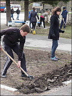 23 апреля 2011 г., Барнаул   Общегородской субботник в Барнауле