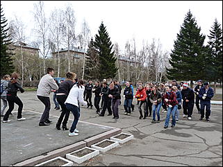 23 апреля 2011 г., Барнаул   Общегородской субботник в Барнауле