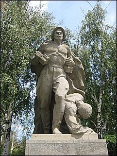 2 февраля 2010 г., Барнаул   Памятник-ансамбль «Героям Сталинградской битвы» на Мамаевом кургане в Волгограде