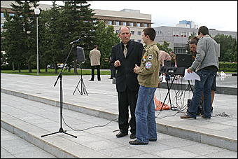 27 июня 2009 г., Барнаул   Торжественное открытие трудового семестра студенческих отрядов Алтайского края