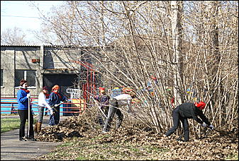 21 апреля 2007 г., Барнаул   В Барнауле прошел общегородской субботник