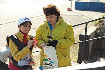 21 апреля 2012 г., Барнаул   Субботник с "Радио Шансон Барнаул" (101,9 FM)