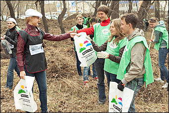 21 апреля 2012 г., Барнаул   Субботник с "Радио Шансон Барнаул" (101,9 FM)