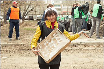 21 апреля 2012 г., Барнаул   Субботник с "Радио Шансон Барнаул" (101,9 FM)