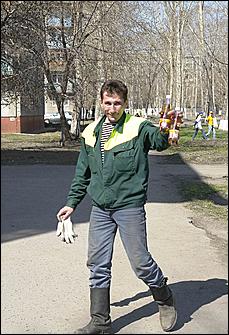 Фоторепортаж   «Чисто по-нашему»! (субботник по «Радио Шансон Барнаул»)