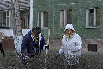 Фоторепортаж   «Чисто по-нашему»! (субботник по «Радио Шансон Барнаул»)