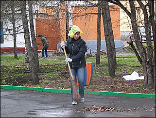 25 апреля 2009 г., Барнаул   общегородской субботник, фото FM-Продакшн и ИА "Амител"