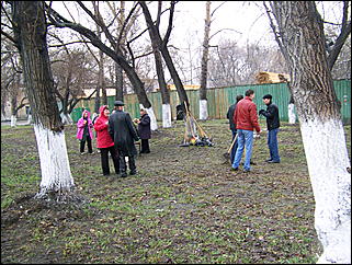 25 апреля 2009 г., Барнаул   общегородской субботник, фото FM-Продакшн и ИА "Амител"
