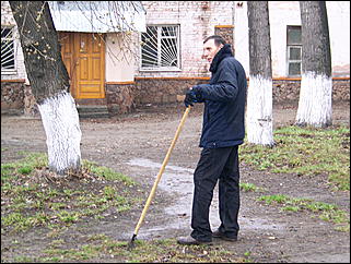 25 апреля 2009 г., Барнаул   общегородской субботник, фото FM-Продакшн и ИА "Амител"