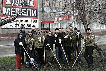 25 апреля 2009 г., Барнаул   общегородской субботник, фото FM-Продакшн и ИА "Амител"