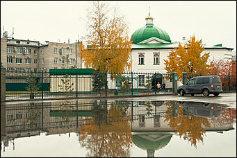 15 октябрь 2020 г., Барнаул   "Пускай лежат еще недельку". Барнаул в осенней листве 