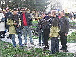 7 мая 2009 г., Барнаул   Барнаульская молодежь устроила "Теркинский привал"