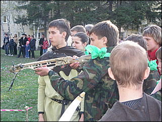 7 мая 2009 г., Барнаул   Барнаульская молодежь устроила "Теркинский привал"