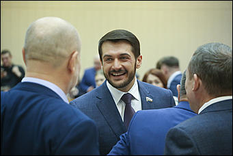 1 июня 2018 г., Барнаул. Екатерина Смолихина   Смена лиц: политическую элиту Алтая познакомили с Виктором Томенко
