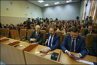 1 июня 2018 г., Барнаул. Екатерина Смолихина   Смена лиц: политическую элиту Алтая познакомили с Виктором Томенко
