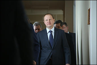 1 июня 2018 г., Барнаул. Екатерина Смолихина   Смена лиц: политическую элиту Алтая познакомили с Виктором Томенко
