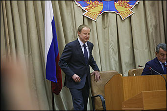 1 июня 2018 г., Барнаул. Екатерина Смолихина   Смена лиц: политическую элиту Алтая познакомили с Виктором Томенко
