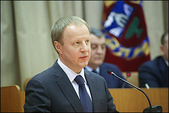 1 июня 2018 г., Барнаул. Екатерина Смолихина   Смена лиц: политическую элиту Алтая познакомили с Виктором Томенко
