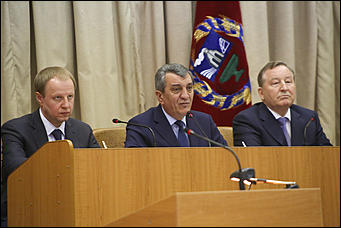 1 июня 2018 г., Барнаул. Екатерина Смолихина   Смена лиц: политическую элиту Алтая познакомили с Виктором Томенко
