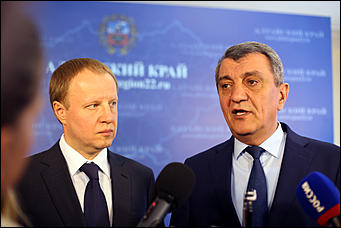 1 июня 2018 г., Барнаул. Екатерина Смолихина   Смена лиц: политическую элиту Алтая познакомили с Виктором Томенко
