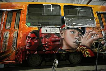 7 мая 2020 г., Барнаул. Екатерина Смолихина   Искусство на рельсах. Как барнаульские художники украшают трамваи ко Дню Победы