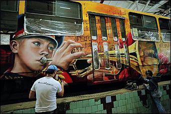 7 мая 2020 г., Барнаул. Екатерина Смолихина   Искусство на рельсах. Как барнаульские художники украшают трамваи ко Дню Победы