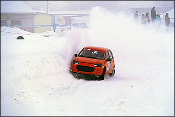26 февраля 2020 г., Барнаул   Рев из тумана: в Барнауле прошел чемпионат Алтайского края по зимним трековым гонкам