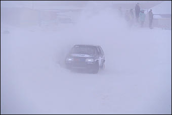 26 февраля 2020 г., Барнаул   Рев из тумана: в Барнауле прошел чемпионат Алтайского края по зимним трековым гонкам