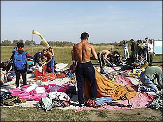    Цвет Барнаульского авиаспортклуба - парашютисты  высокого класса