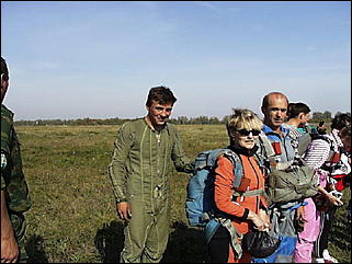    Цвет Барнаульского авиаспортклуба - парашютисты  высокого класса