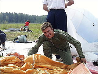    Цвет Барнаульского авиаспортклуба - парашютисты  высокого класса