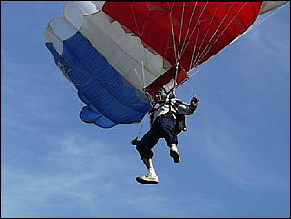    Цвет Барнаульского авиаспортклуба - парашютисты  высокого класса