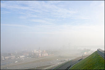 3 октябрь 2016 г., Барнаул © Амител Вячеслав Мельников   В туманной тишине: зыбкие "миражи" Нагорного парка  