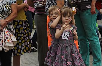 5 сентябрь 2015 г., Барнаул   Парад близнецов на День города в Барнауле