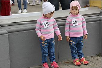 5 сентябрь 2015 г., Барнаул   Парад близнецов на День города в Барнауле