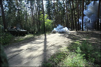 24 августа 2017 г., Павловск. Екатерина Смолихина   БТР, вертолет и спецназ: как в Павловске прошло масштабное антитеррористическое учение