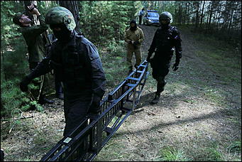 24 августа 2017 г., Павловск. Екатерина Смолихина   БТР, вертолет и спецназ: как в Павловске прошло масштабное антитеррористическое учение