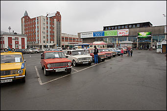 23 апрель 2016 г., Барнаул   Классика на колесах. Ежегодный сбор владельцев автомобилей ВАЗ-01