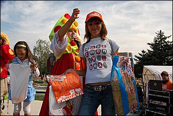 22 августа 2009 г, Барнаул   "Город Солнца" - площадка газеты "Вечерний Барнаул"