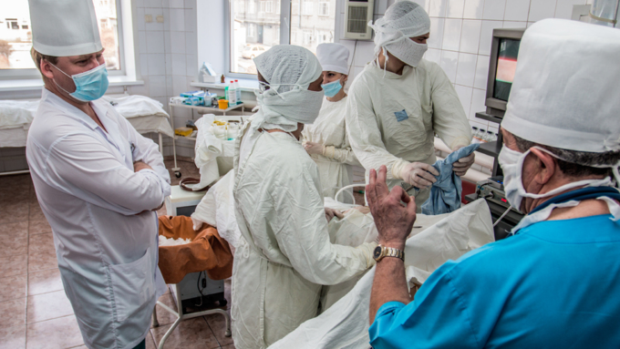 28 март 2016 г., Барнаул &copy; Амител Вячеслав Мельников   Специальный фоторепортаж: один день из жизни Краевой клинической больницы "Скорой медицинской помощи"