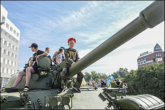 3 август 2020 г., Барнаул   Никто кроме них. В Барнауле отметили 90-летие ВДВ