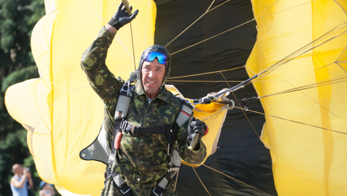 2 август 2016 г., Барнаул &copy; Амител Вячеслав Мельников   Как десантники начали праздновать День ВДВ?