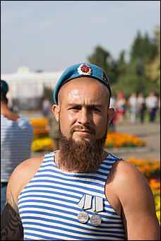 2 август 2016 г., Барнаул © Амител Вячеслав Мельников   Как десантники начали праздновать День ВДВ?