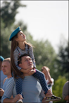 2 август 2016 г., Барнаул © Амител Вячеслав Мельников   Как десантники начали праздновать День ВДВ?