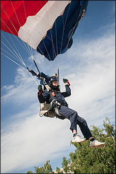 2 август 2016 г., Барнаул © Амител Вячеслав Мельников   Как десантники начали праздновать День ВДВ?
